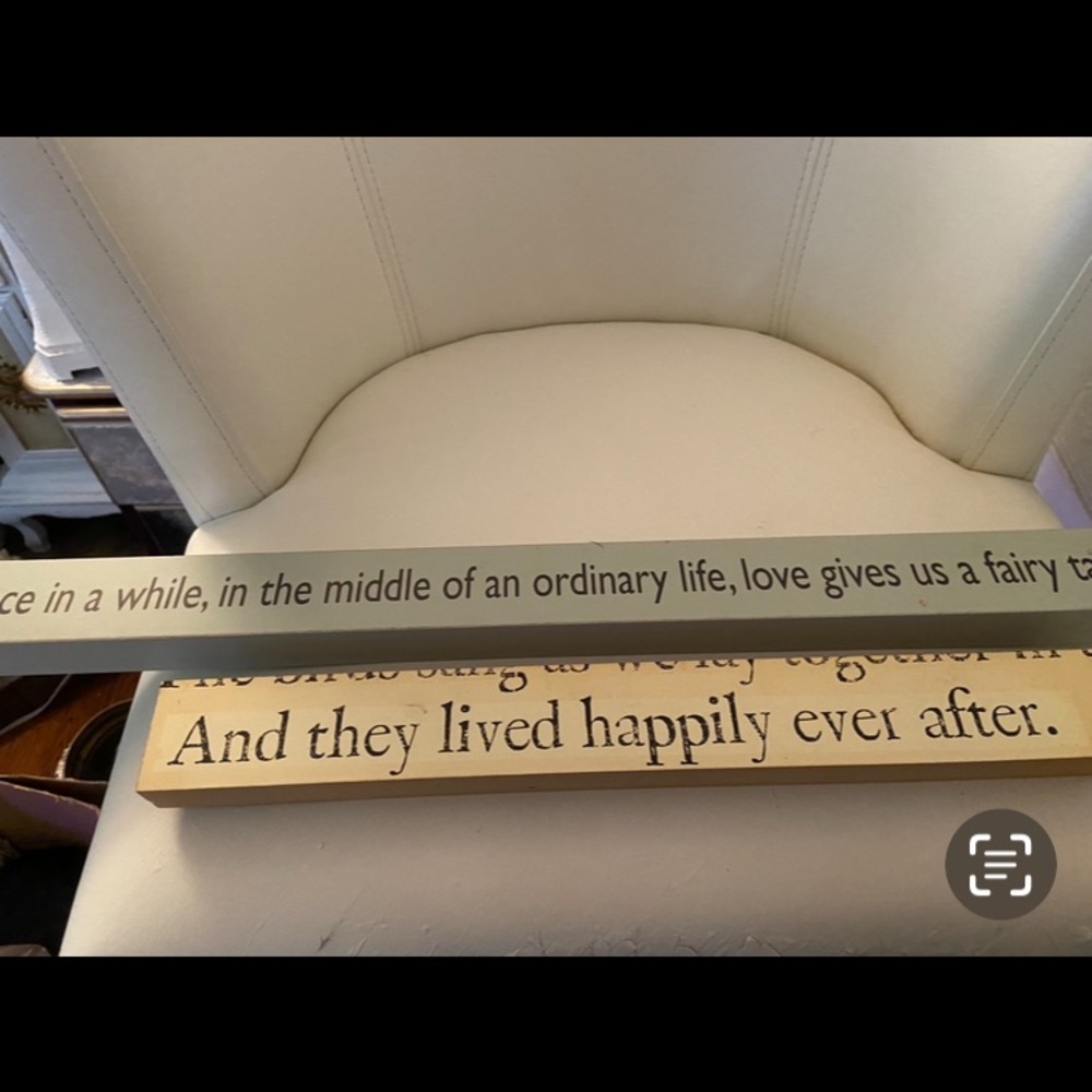 Hallmark Decorative Quote Signs x 2